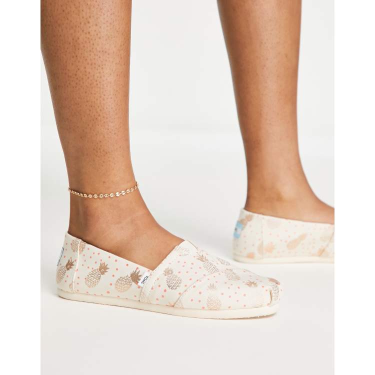 Toms pineapple sales print shoes