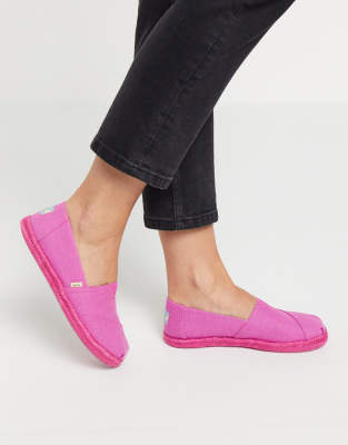 toms asos