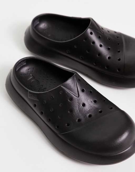 Toms black sale mules