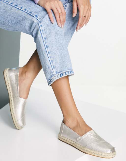 Silver hot sale flat espadrilles