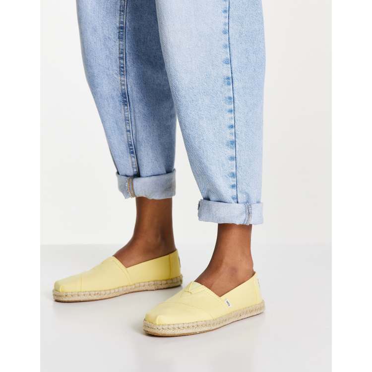 Womens deals yellow toms