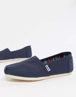 toms canvas shoes