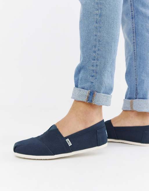 Toms classic espadrilles in navy canvas | ASOS