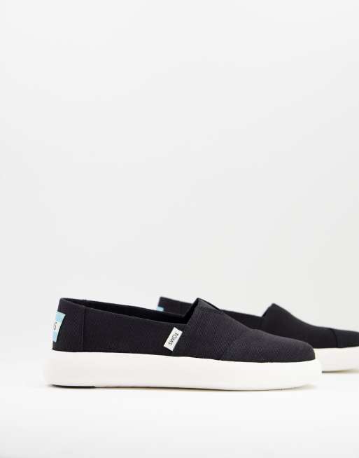 TOMS Exclusive – Alpagarta Mallow – Czarne płócienne buty na płaskiej podeszwie
