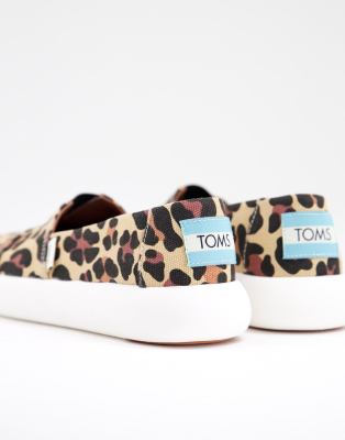 multi coloured leopard print shoes