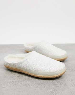 TOMS Ivy knitted fluffy lined slippers in off white | Evesham-nj