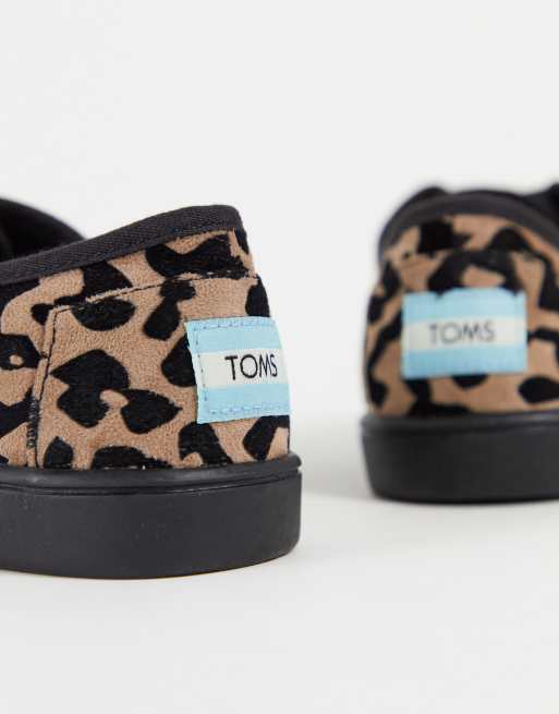 Toms best sale leopard sneakers