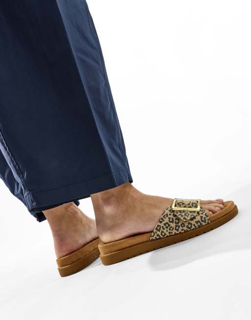 Toms Marin slide in multicoloured, 2 of 3