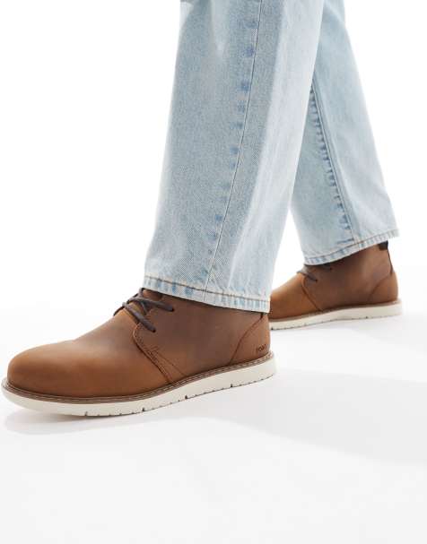Toms Navi boots in brown - view 1