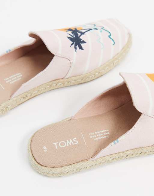 Toms nova slip store on