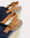 Thumbnail 4 van 4