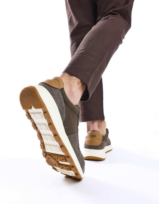 Toms Trvl lite retro trainer in olive, 3 of 4