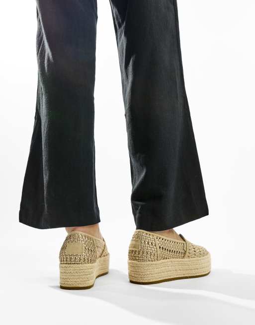 Toms Valencia espadrille in gold, 2 of 3