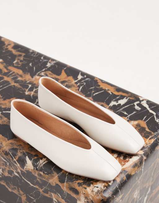 Tony Bianco - Brash - Ballerina's met vierkante neus in gebroken wit leer, 3 van 5