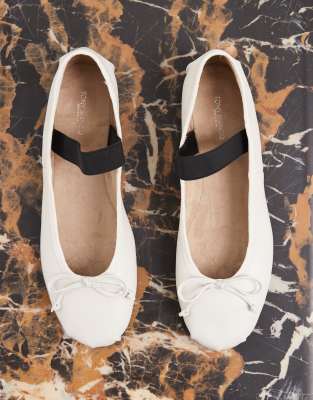 Tony Bianco Caspian Ballet Flats In Multi