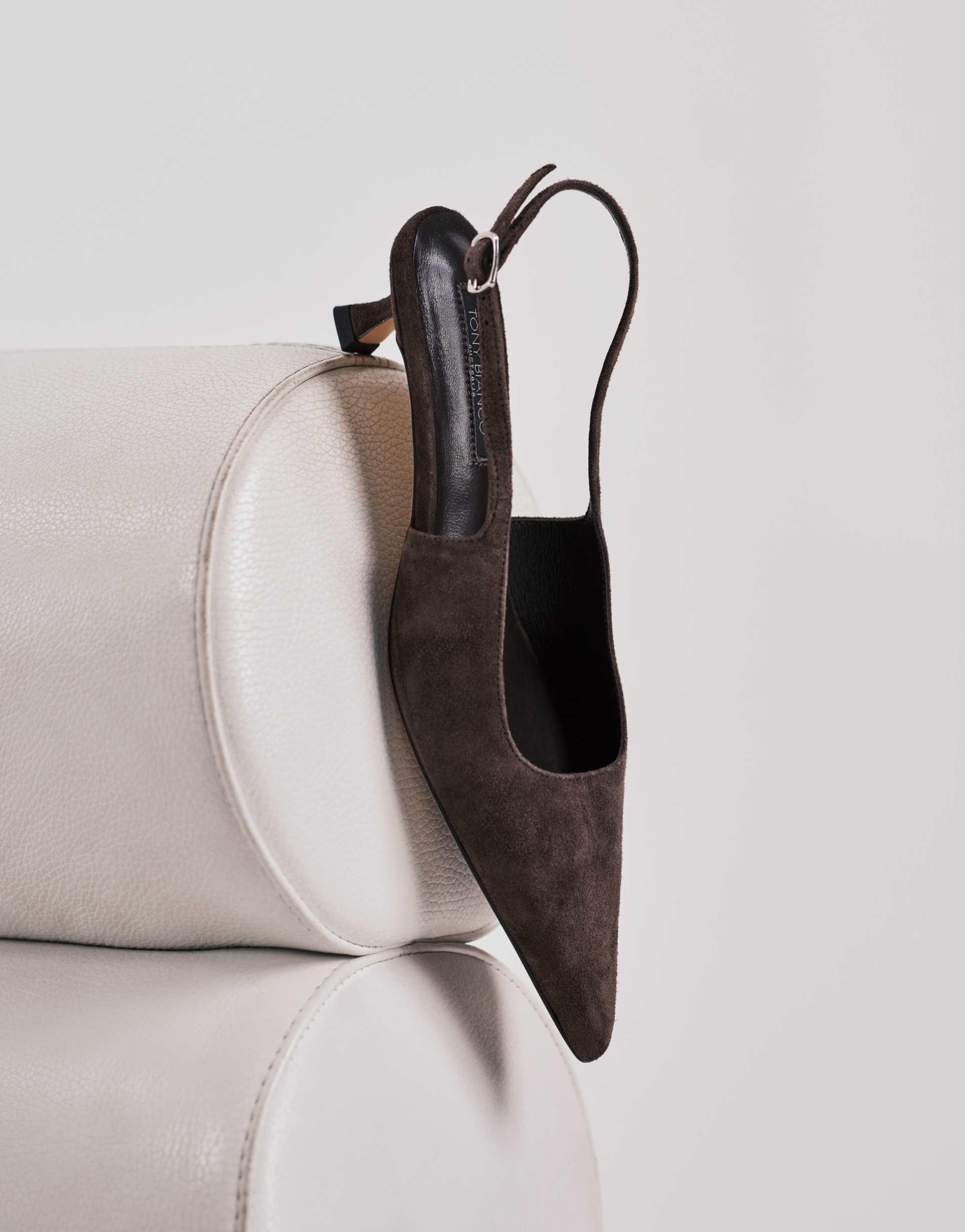 tony bianco crush kitten heel slingback shoes in espresso suede
