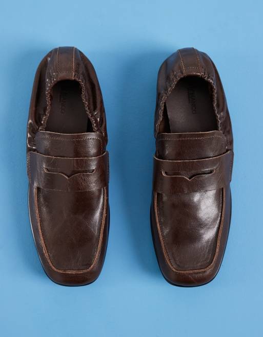 Tony Bianco - mocasines Gloria de punta cuadrada en piel vintage chocolate, 1 de 4