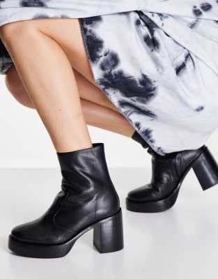  Thunder leather platform boots 