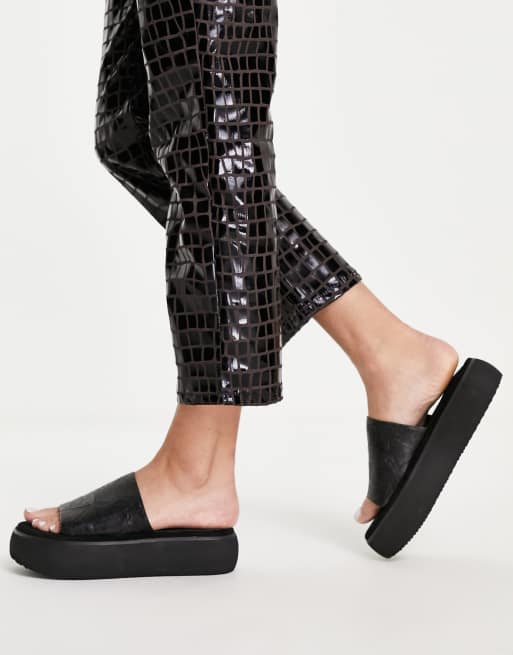 Tony Bianco - Wish - Instapsandalen met dikke zool in zwart