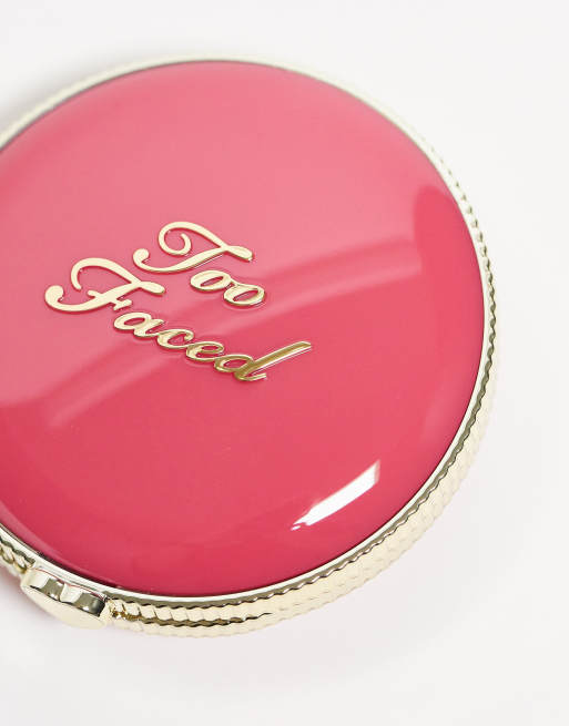 Too Faced – Cloud Crush Blurring Blush – Rouge in der Farbe Watermelon Rain, 2 von 4