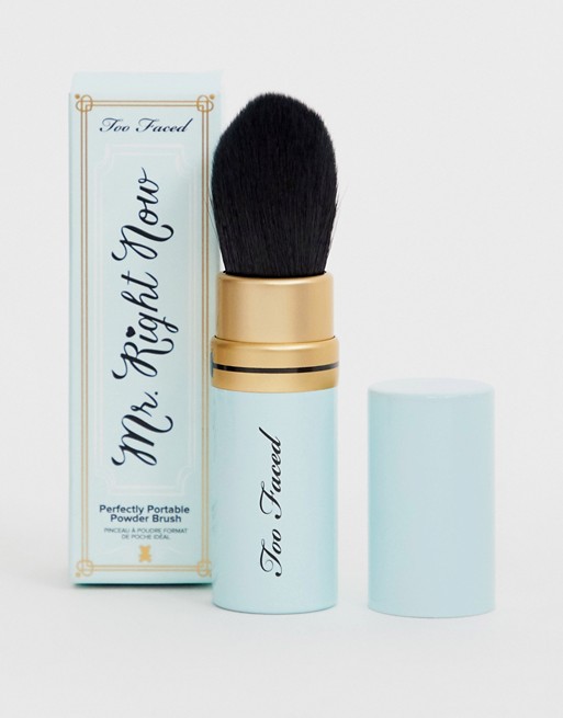 Too Faced Mr. Right Now Perfectly Poretable Powder Brush