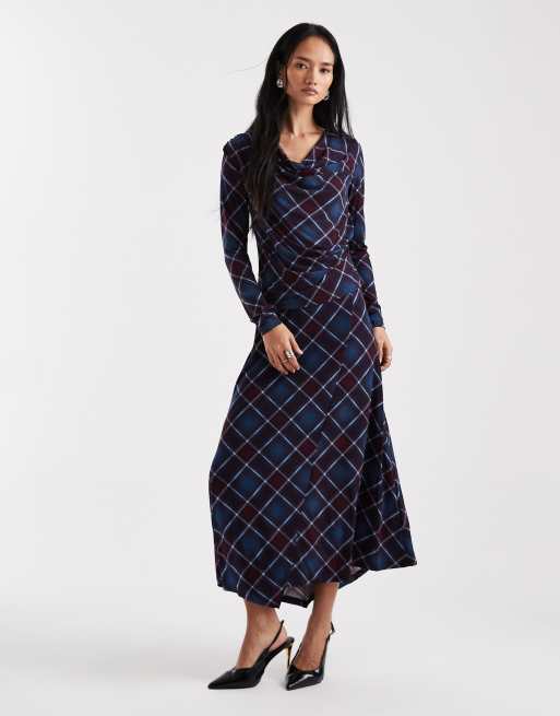 Top a cuadros burdeos y azules de manga larga con parte delantera drapeada de Vero Moda (parte de un conjunto), 2 de 4