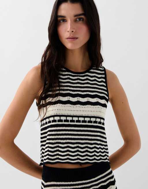 Top a rayas negras y color crudo de punto de Scalpers