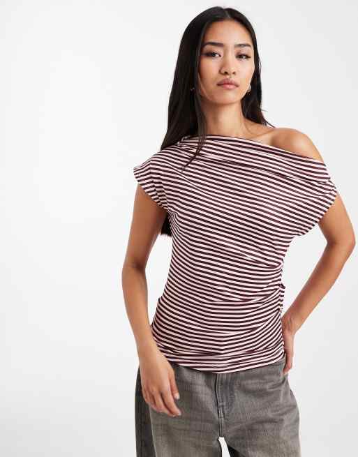 Top a rayas rojas con escote Bardot Georgie de Cotton On, 3 de 4