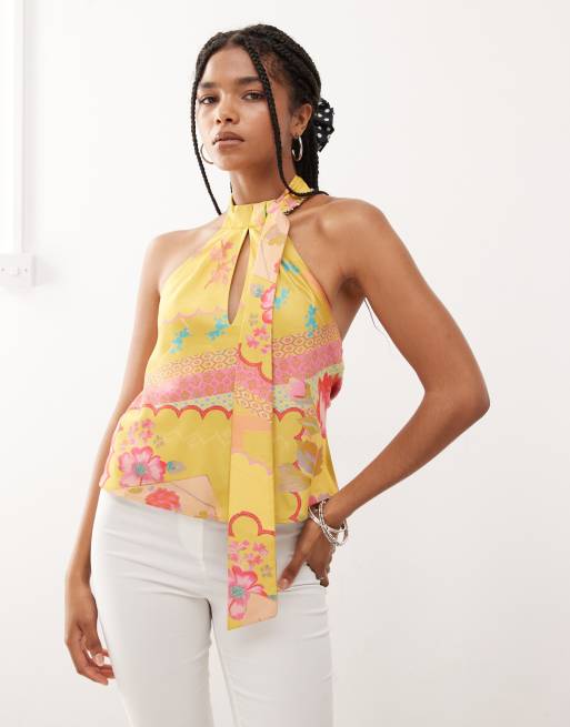 Top amarillo con estampado floral y detalle de fular de Reclaimed Vintage, 4 de 4