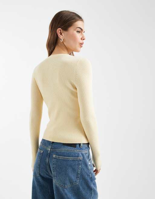 Top amarillo crema con cuello panadero de punto fino de ASOS DESIGN, 4 de 4