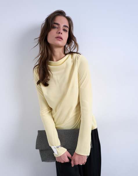 Top amarillo crema de manga larga con cuello drapeado de terciopelo de Topshop - view 1