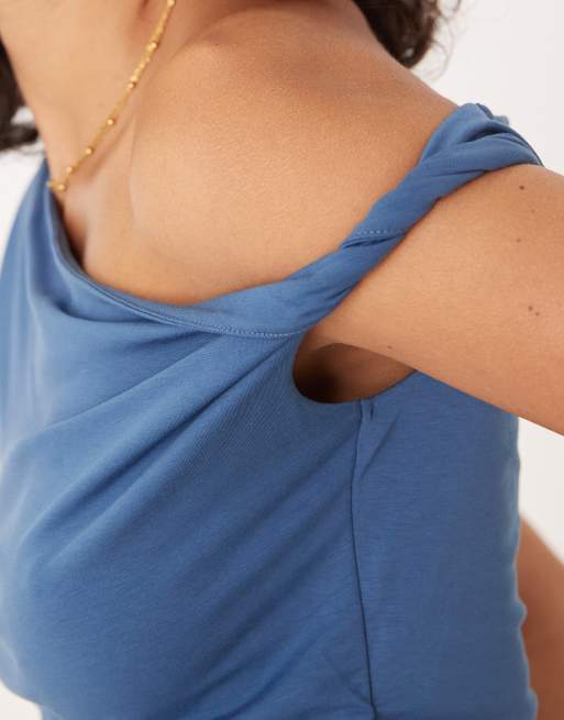 Top azul asimétrico con detalle retorcido de Abercrombie & Fitch, 3 de 4