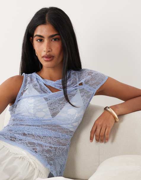 Top azul asimétrico con mangas de casquillo y detalle retorcido en el cuello de encaje de ASOS DESIGN - view 1