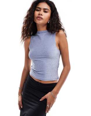 Top azul claro sin tirantes con acabado de brillantina Airien de Motel