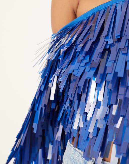 Top azul con mangas extragrandes y diseño adornado de flecos de lentejuelas de ASOS EDITION, 4 de 4