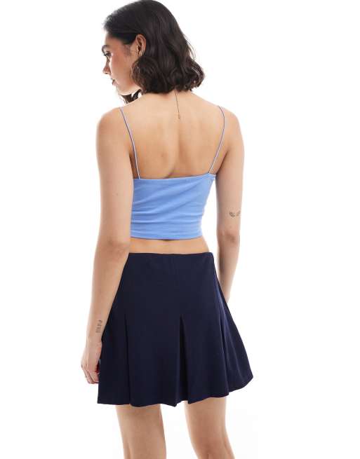Top azul de tirantes con escote palabra de honor de New Look, 2 de 4