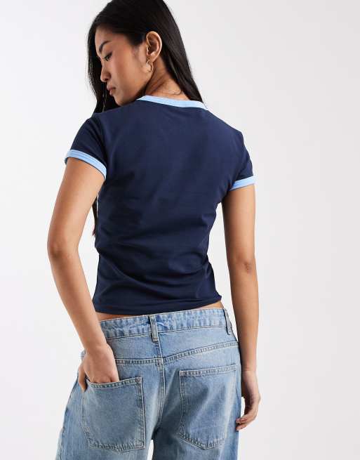 Top azul marino de manga corta con diseño encogido de ASOS DESIGN, 4 de 4