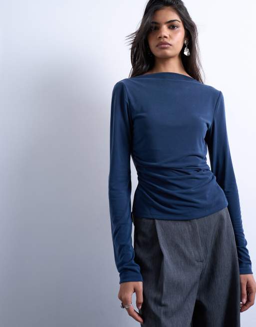 Top azul marino de manga larga con espalda desbocada de cupro de Topshop, 3 de 4