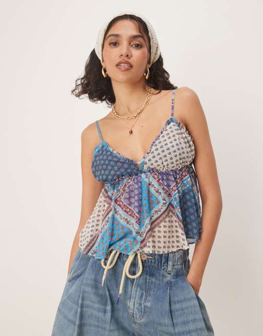 Top azul océano vaporoso de tirantes con estampado de cachemir Alix de Free People