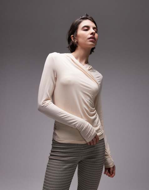 Top beis con detalle cruzado y drapeado de punto liso de & Other Stories - view 1