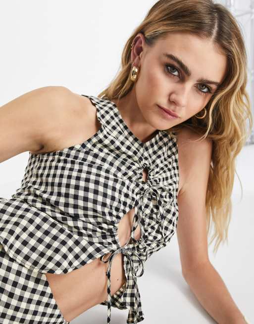 Top beis fruncido a cuadros sin mangas de Topshop (parte de un conjunto), 4 de 4