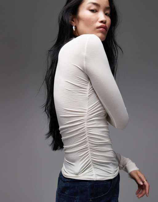 Top blanco asimétrico de manga larga y corte slim con cuello alto de & Other Stories, 4 de 4