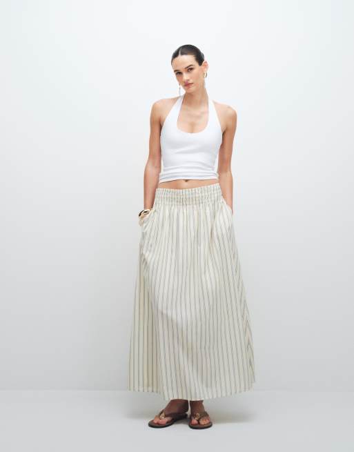 Top blanco con cuello halter de tirantes de New Look, 4 de 10