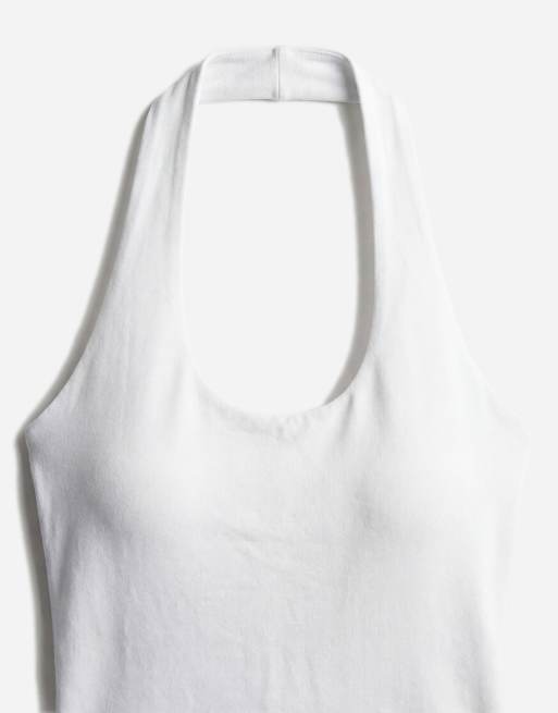 Top blanco con cuello halter de tirantes de New Look, 7 de 10