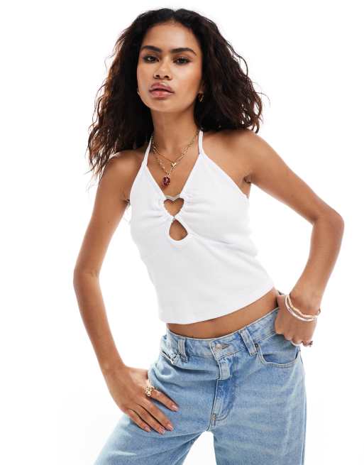 Top blanco con detalle de anilla en forma de corazón de Noisy May 