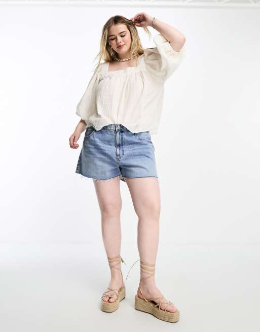 Top blanco con escote cuadrado y mangas voluminosas de gasa texturizada de ASOS DESIGN Curve