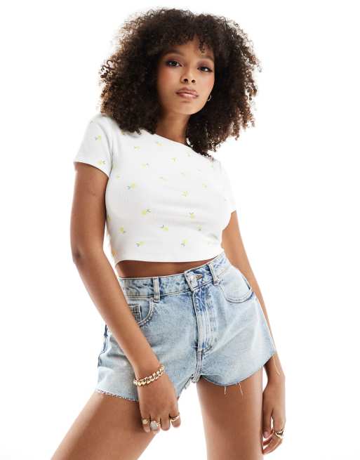 Top blanco con estampado de limones de canalé de ONLY 