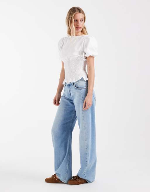 Top blanco con mangas abullonadas y cuerpo fruncido de ASOS DESIGN, 3 de 4