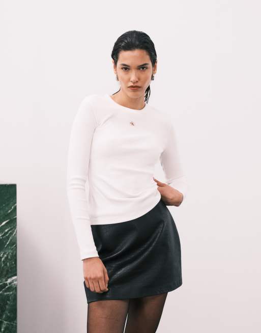 Top blanco de corte slim con etiqueta de tejido liso de Calvin Klein Jeans