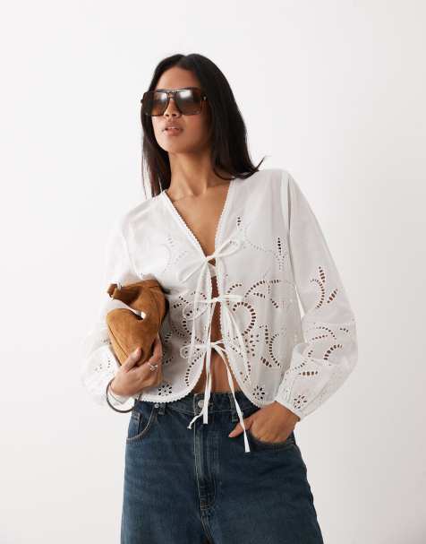 Top blanco de croché con detalle de lazada delantera y ribete de encaje de JDY - view 1